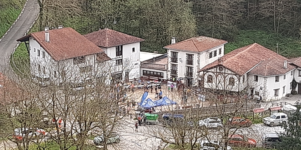 IX. LASTURKO MENDI MARTXA 